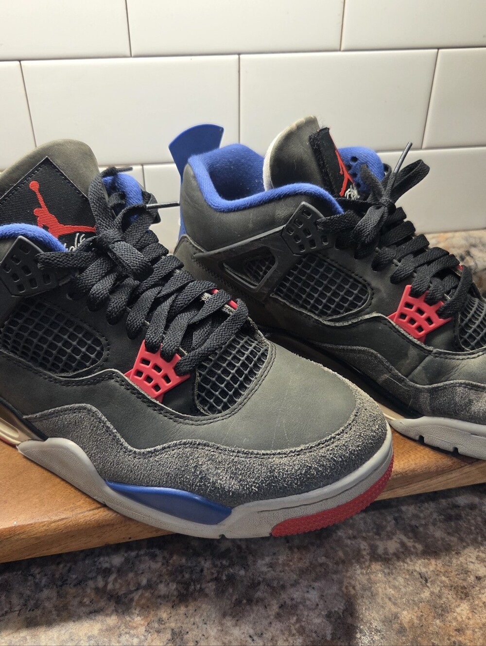 Jordan Men’s Black/Blue/Red Retro Sneakers